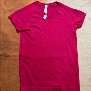 lululemon Swiftly Pink Full Length Sz 8 Short Sleeve Shirt gym/yoga top
